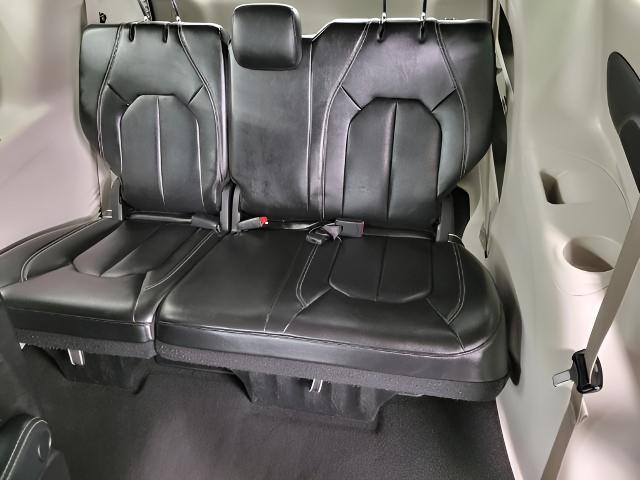 2023 Chrysler Pacifica Vehicle Photo in Kaukauna, WI 54130