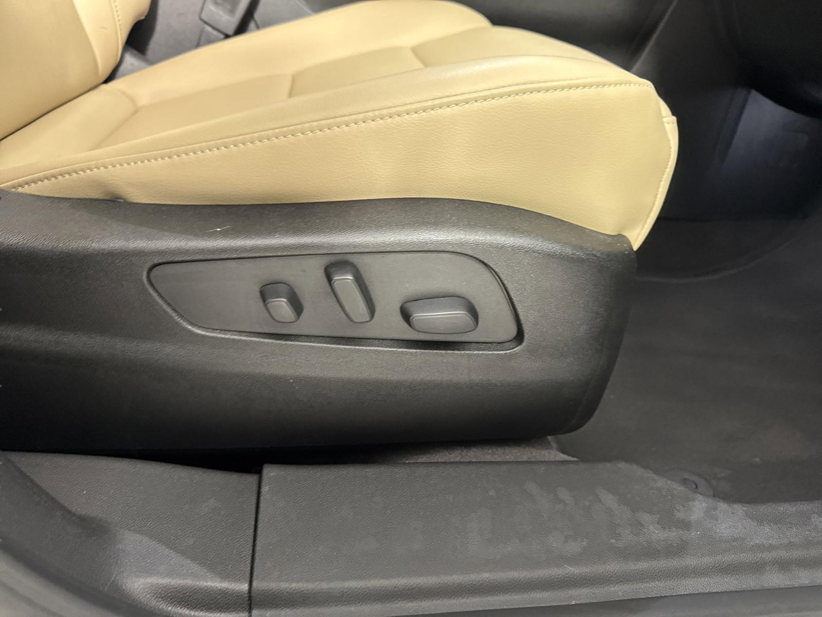 2024 Cadillac XT4 Vehicle Photo in GEORGETOWN, TX 78626-7508