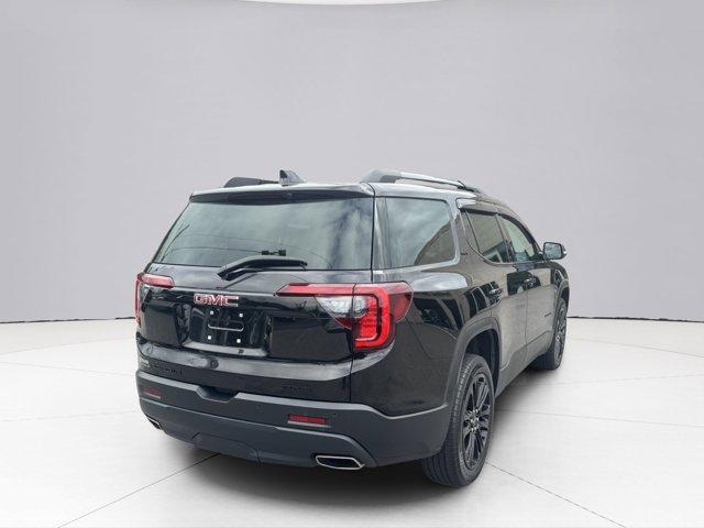 2023 GMC Acadia Vehicle Photo in LEOMINSTER, MA 01453-2952