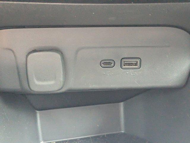 2025 Chevrolet Trax Vehicle Photo in BRUNSWICK, GA 31525-1881
