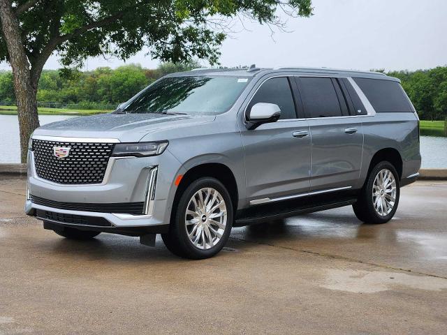 2023 Cadillac Escalade ESV Vehicle Photo in DENTON, TX 76210-9321