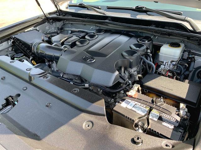 2015 Toyota 4Runner Vehicle Photo in MOON TOWNSHIP, PA 15108-2571