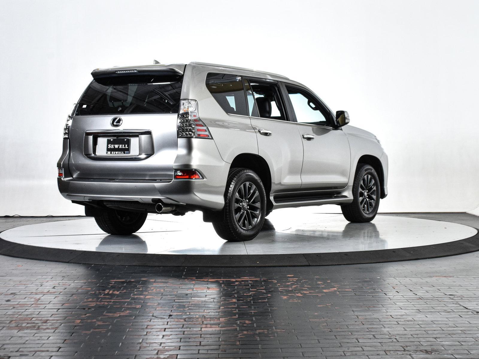 2023 Lexus GX 460 Vehicle Photo in DALLAS, TX 75235