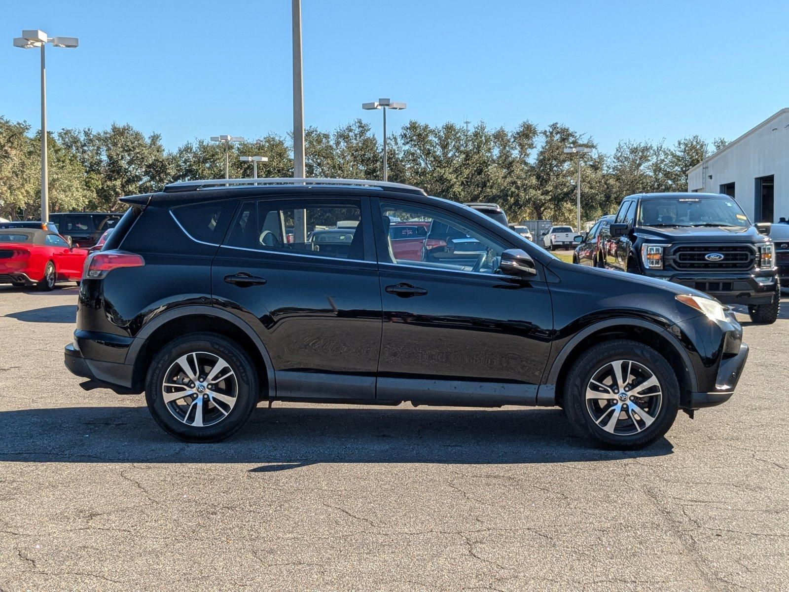 2017 Toyota RAV4 Vehicle Photo in St. Petersburg, FL 33713