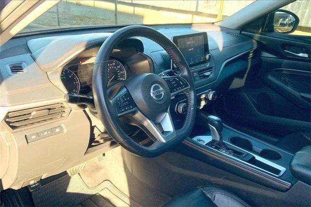 2022 Nissan Altima Vehicle Photo in TOPEKA, KS 66609-0000