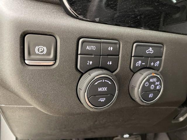 2025 Chevrolet Silverado 1500 Vehicle Photo in PHOENIX, AZ 85014-3381