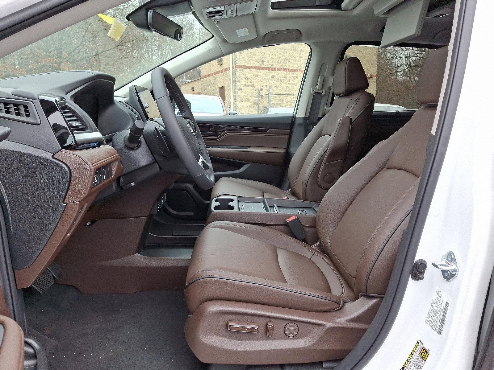 2025 Honda Odyssey Vehicle Photo in Harrisburg, PA 17111