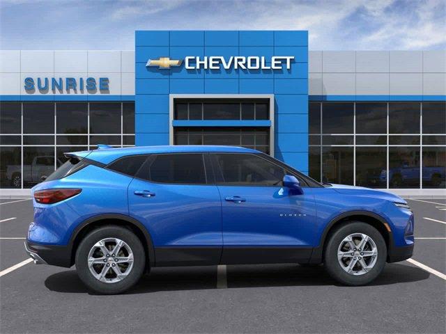 2024 Chevrolet Blazer Vehicle Photo in COLLIERVILLE, TN 38017-9006