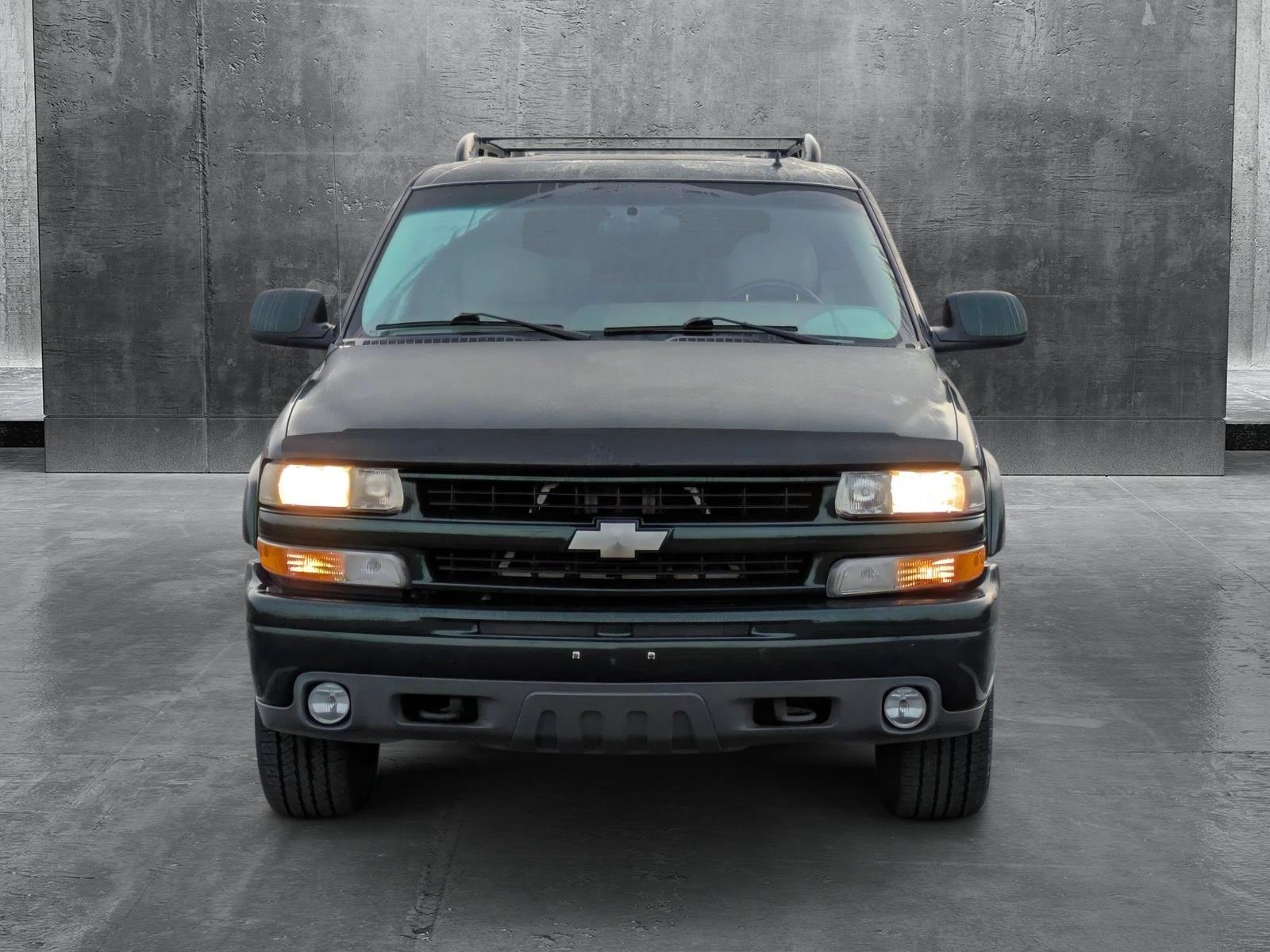 2002 Chevrolet Suburban Vehicle Photo in CLEARWATER, FL 33764-7163