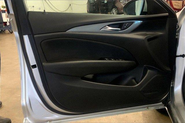 2018 Buick Regal Sportback Vehicle Photo in TOPEKA, KS 66609-0000