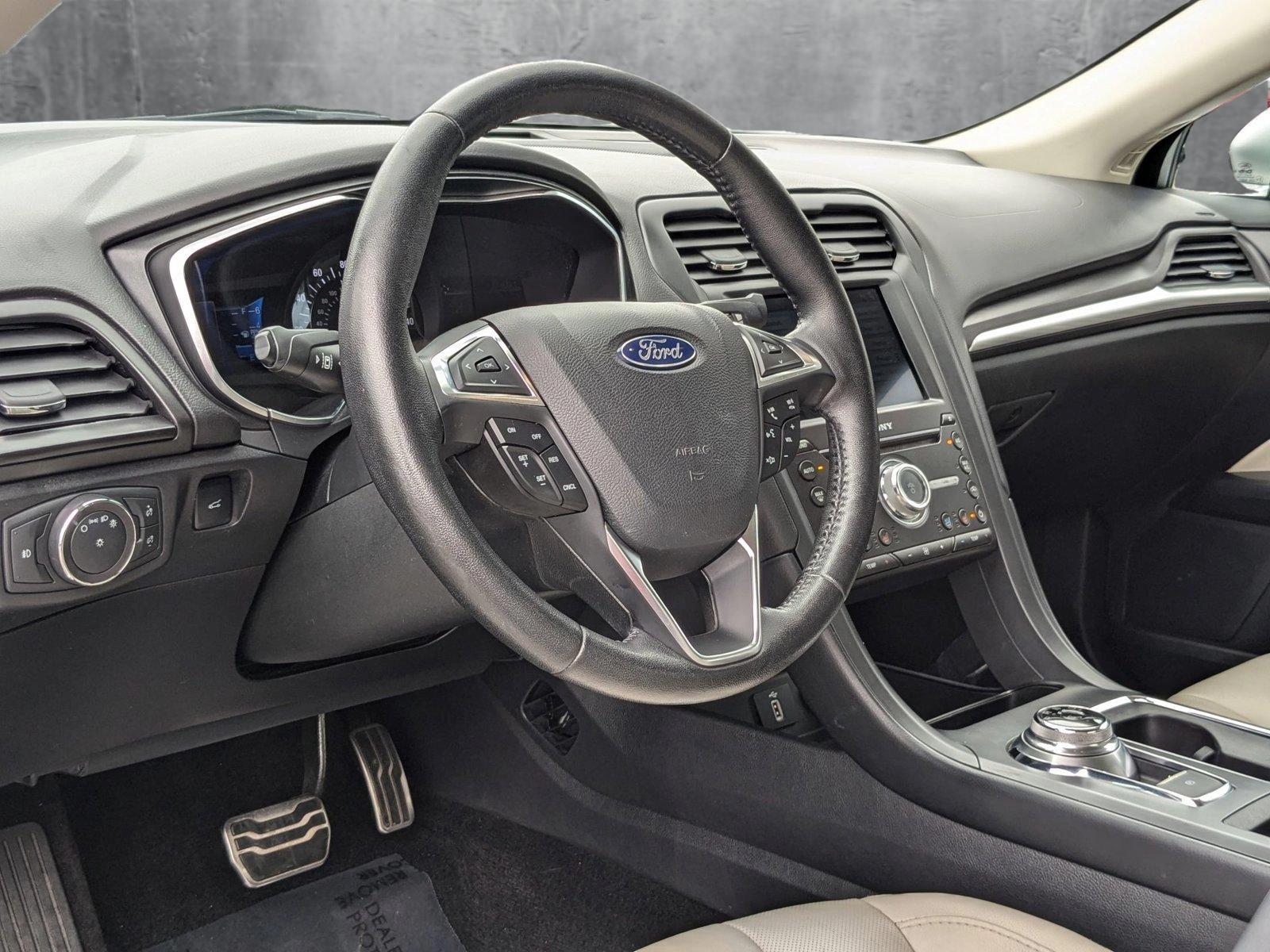 2017 Ford Fusion Vehicle Photo in St. Petersburg, FL 33713