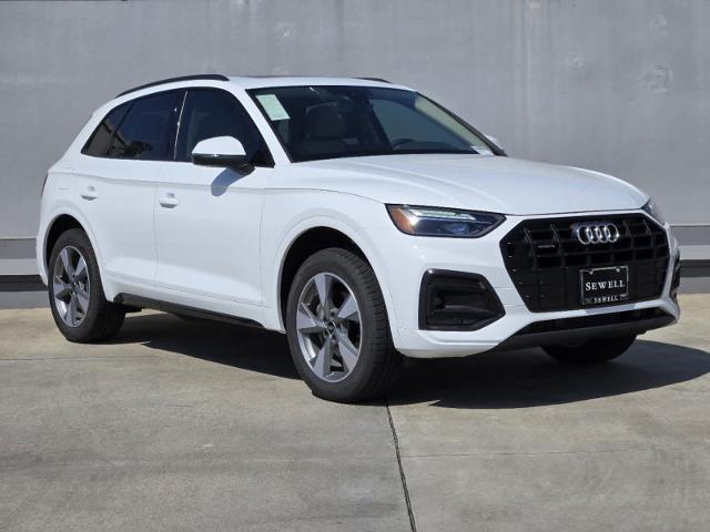 2025 Audi Q5 Vehicle Photo in SUGAR LAND, TX 77478