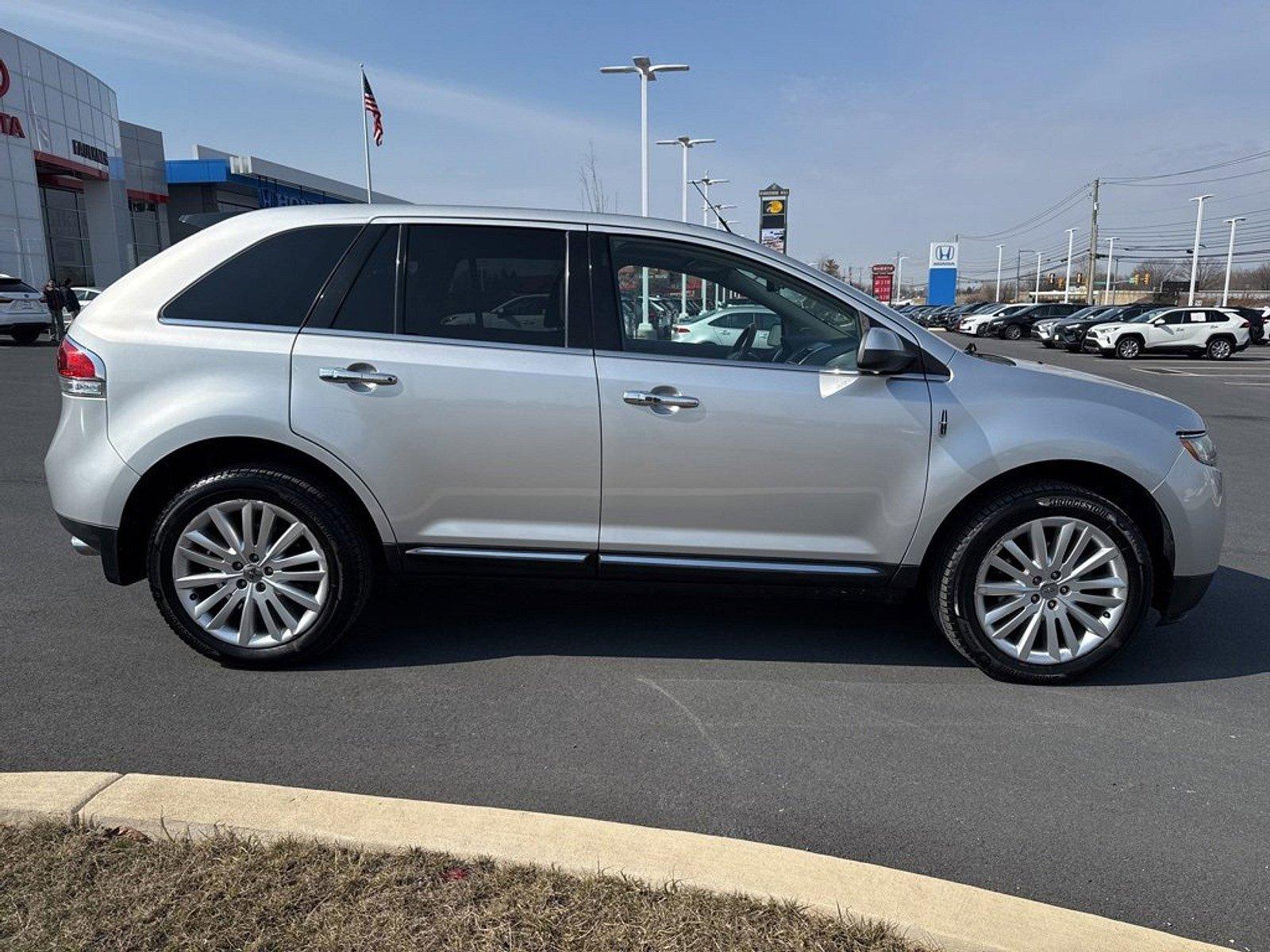 2011 Lincoln MKX Vehicle Photo in Harrisburg, PA 17111