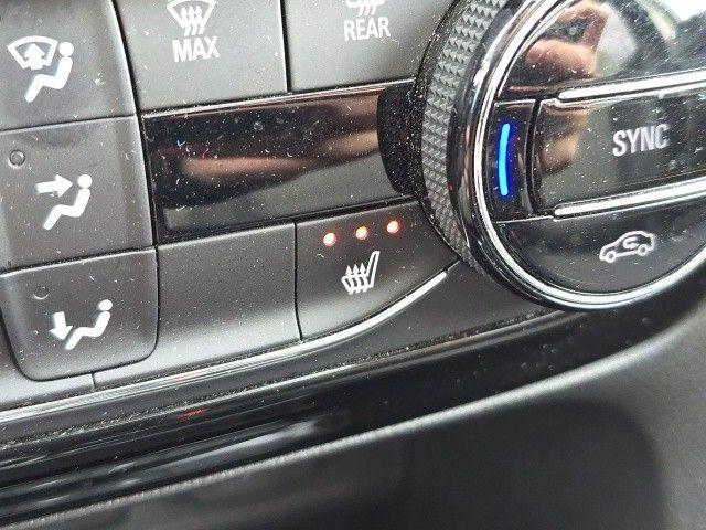 2022 Buick Encore GX Vehicle Photo in Pleasant Hills, PA 15236