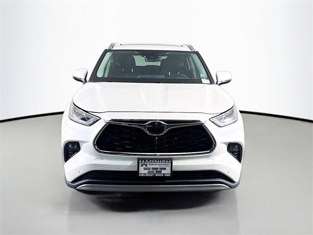2021 Toyota Highlander Vehicle Photo in PUYALLUP, WA 98371-4149