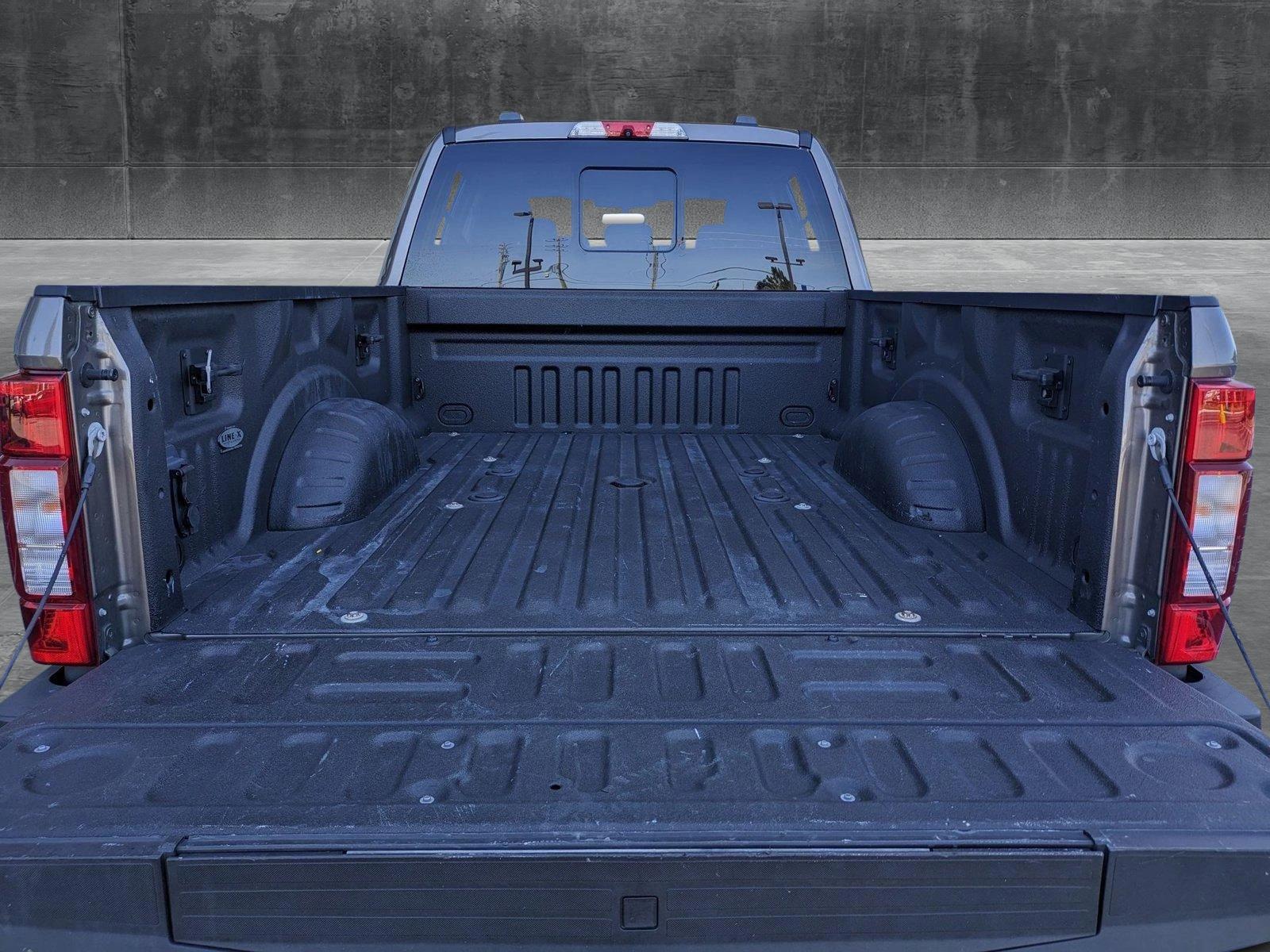 2021 Ford Super Duty F-350 SRW Vehicle Photo in Bradenton, FL 34207