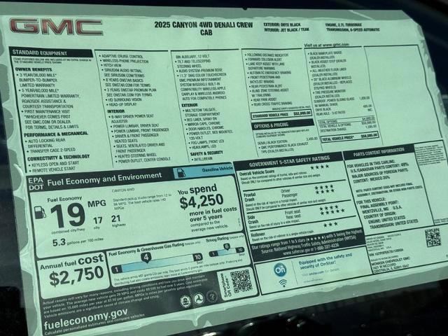 2025 GMC Canyon Vehicle Photo in COLUMBIA, MO 65203-3903