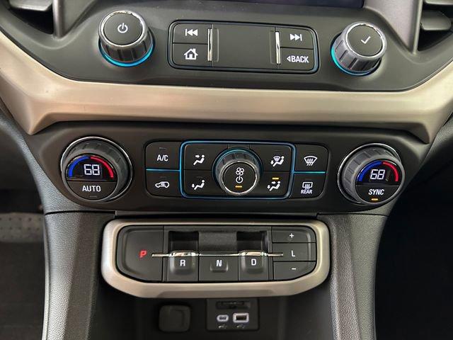 2023 GMC Acadia Vehicle Photo in MEDINA, OH 44256-9631