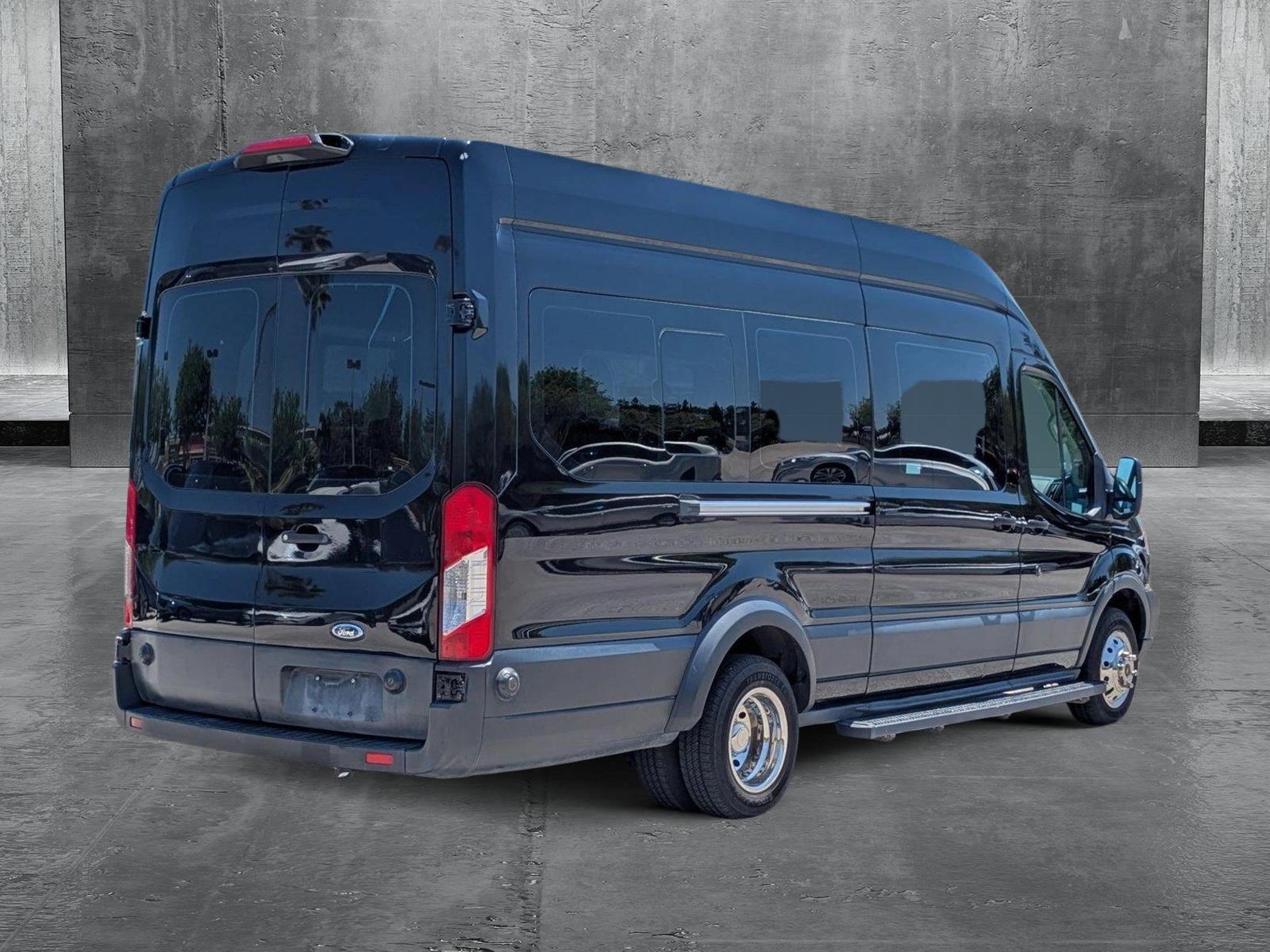 2019 Ford Transit Passenger Wagon Vehicle Photo in Clearwater, FL 33765