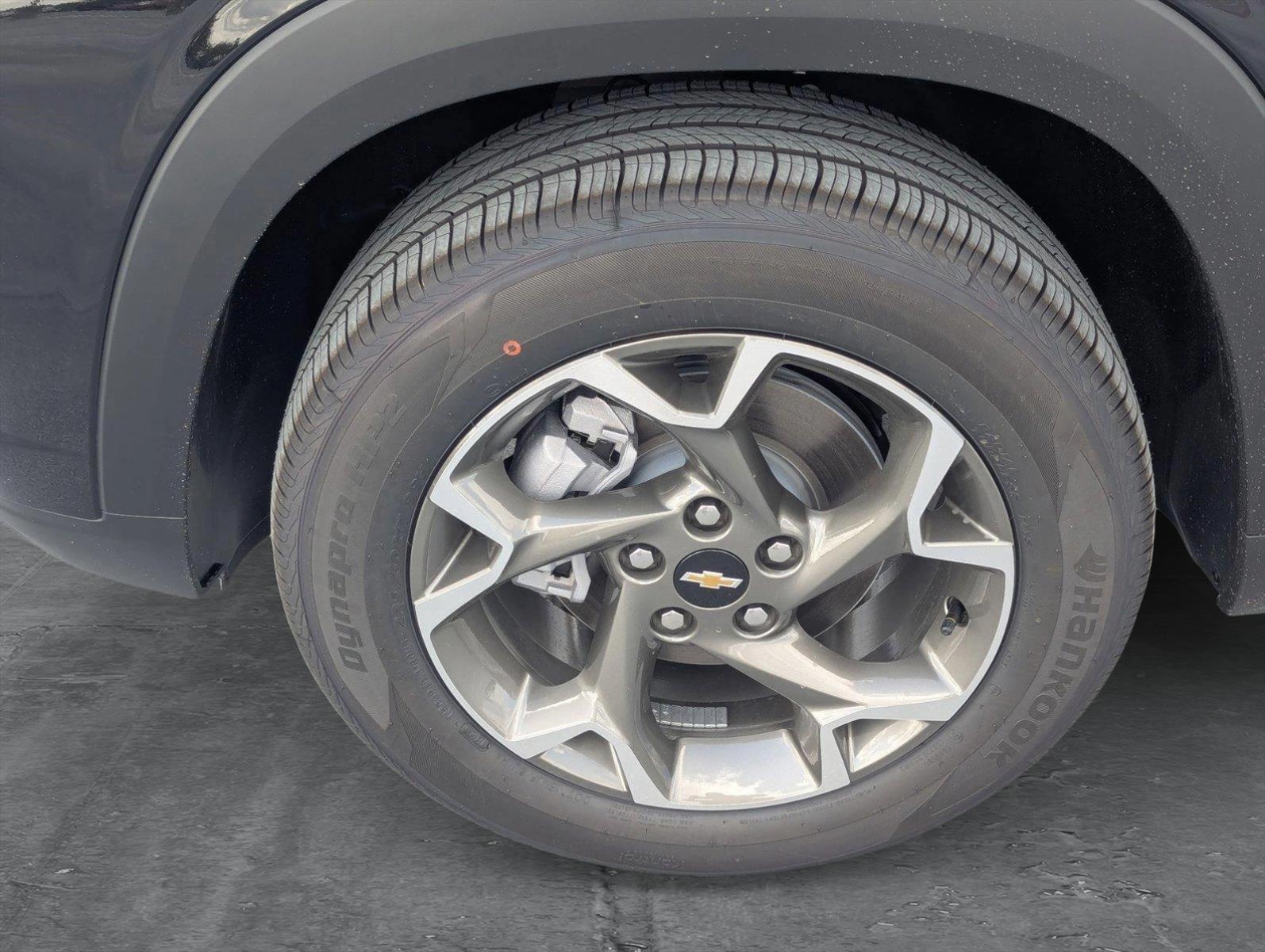 2025 Chevrolet Trax Vehicle Photo in PEMBROKE PINES, FL 33024-6534