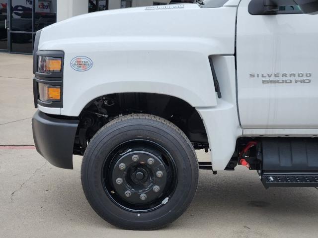 2024 Chevrolet Silverado Chassis Cab Vehicle Photo in LEWISVILLE, TX 75067