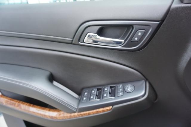 2019 Chevrolet Suburban Vehicle Photo in FAIRMONT, WV 26554-2318
