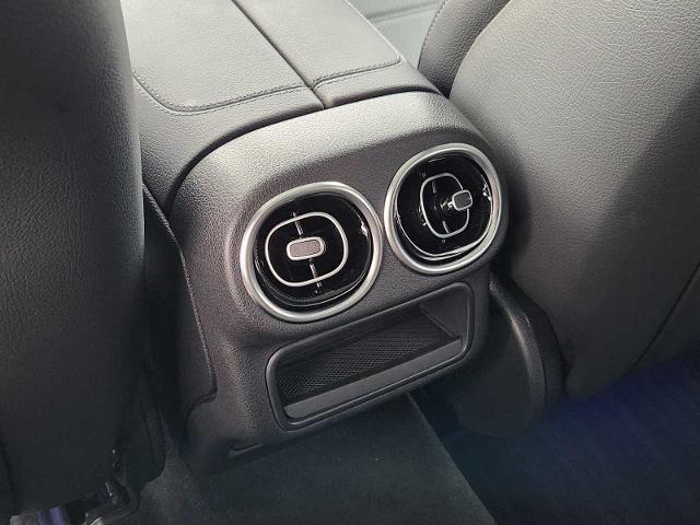 2025 Mercedes-Benz GLC Vehicle Photo in HOUSTON, TX 77079