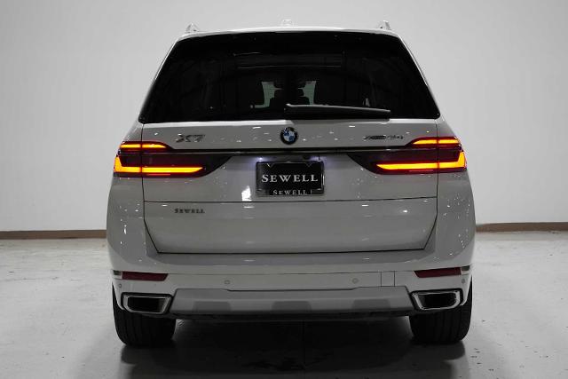 2025 BMW X7 xDrive40i Vehicle Photo in GRAPEVINE, TX 76051