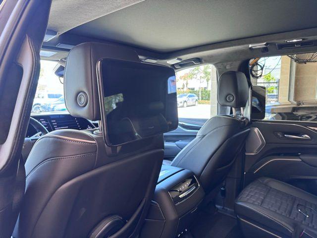 2024 Cadillac Escalade Vehicle Photo in DELRAY BEACH, FL 33483-3294