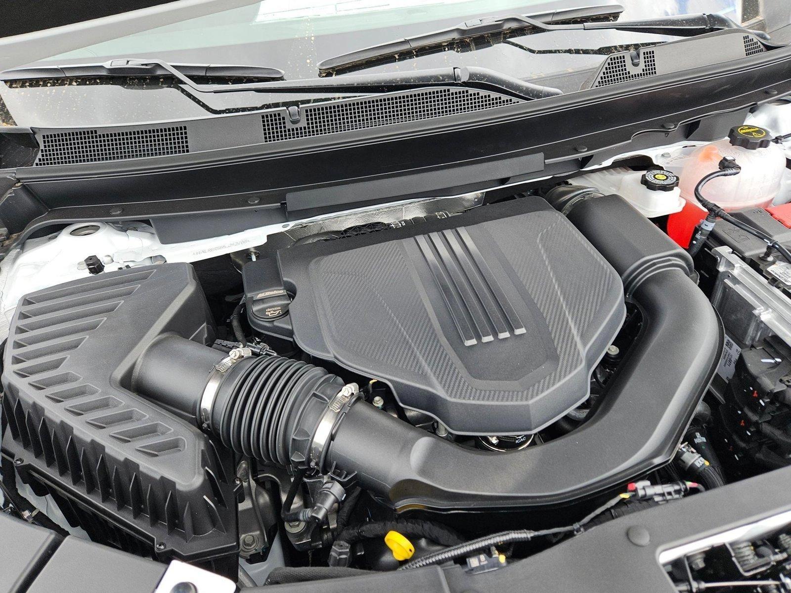 2025 Chevrolet Traverse Vehicle Photo in GILBERT, AZ 85297-0446