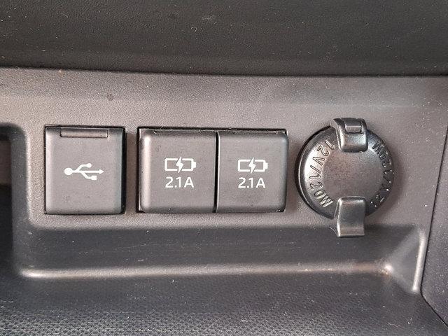 2020 Toyota Highlander Vehicle Photo in Philadelphia, PA 19116