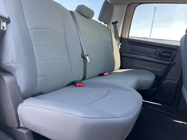 2019 Ram 1500 Classic Vehicle Photo in GREEN BAY, WI 54304-5303
