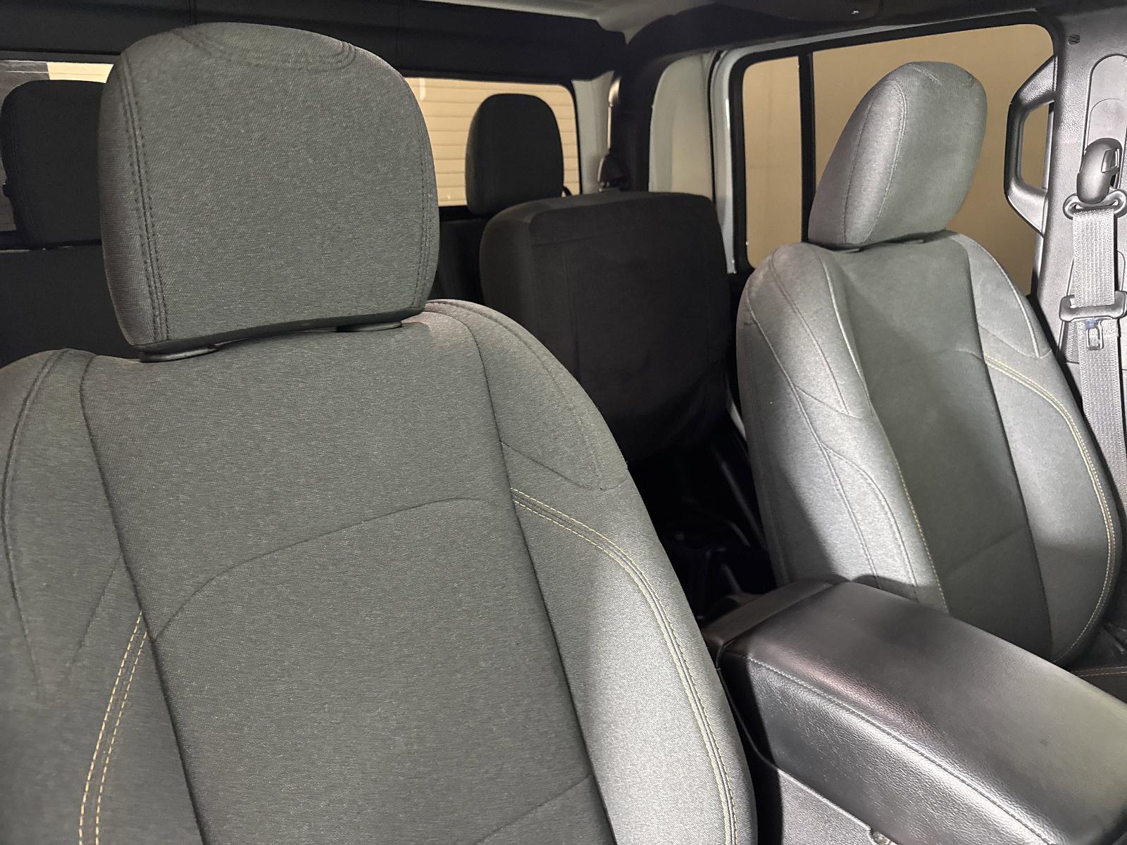 2024 Jeep Gladiator Vehicle Photo in GEORGETOWN, TX 78626-7508