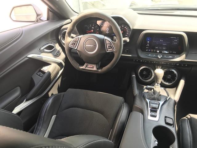 2023 Chevrolet Camaro Vehicle Photo in GREEN BAY, WI 54303-3330