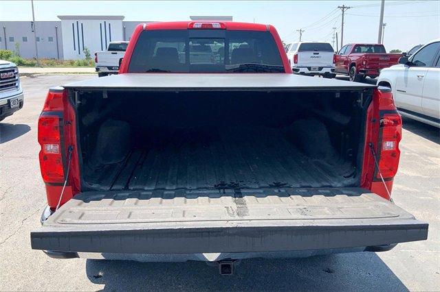 2017 Chevrolet Silverado 1500 Vehicle Photo in INDEPENDENCE, MO 64055-1377