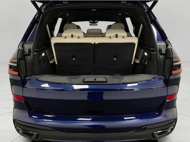 2025 BMW X7 xDrive40i Vehicle Photo in Appleton, WI 54913