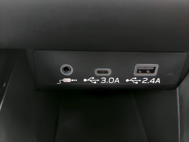 2025 Subaru Outback Vehicle Photo in Green Bay, WI 54304