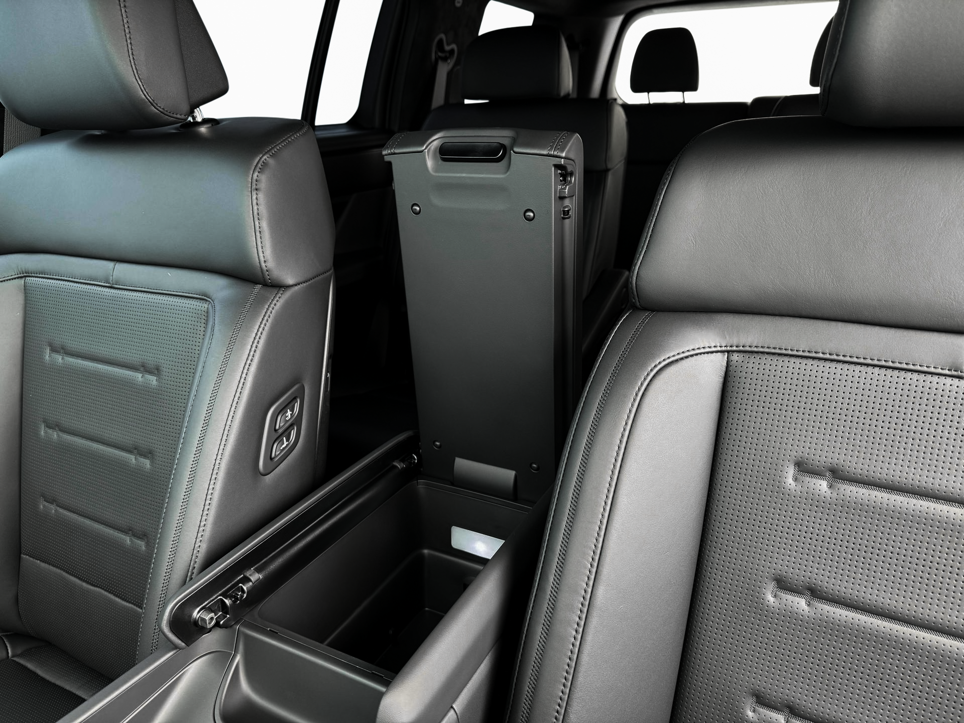 2025 Hyundai SANTA FE Hybrid Vehicle Photo in Philadelphia, PA 19116
