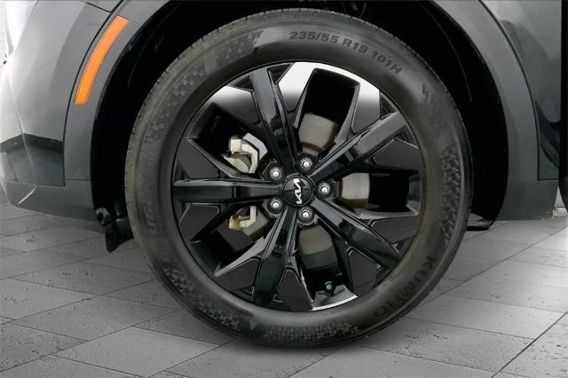 2023 Kia Sportage Vehicle Photo in Lees Summit, MO 64086