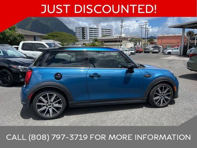 2023 MINI Cooper S Hardtop 2 Door Vehicle Photo in Kaneohe, HI 96744