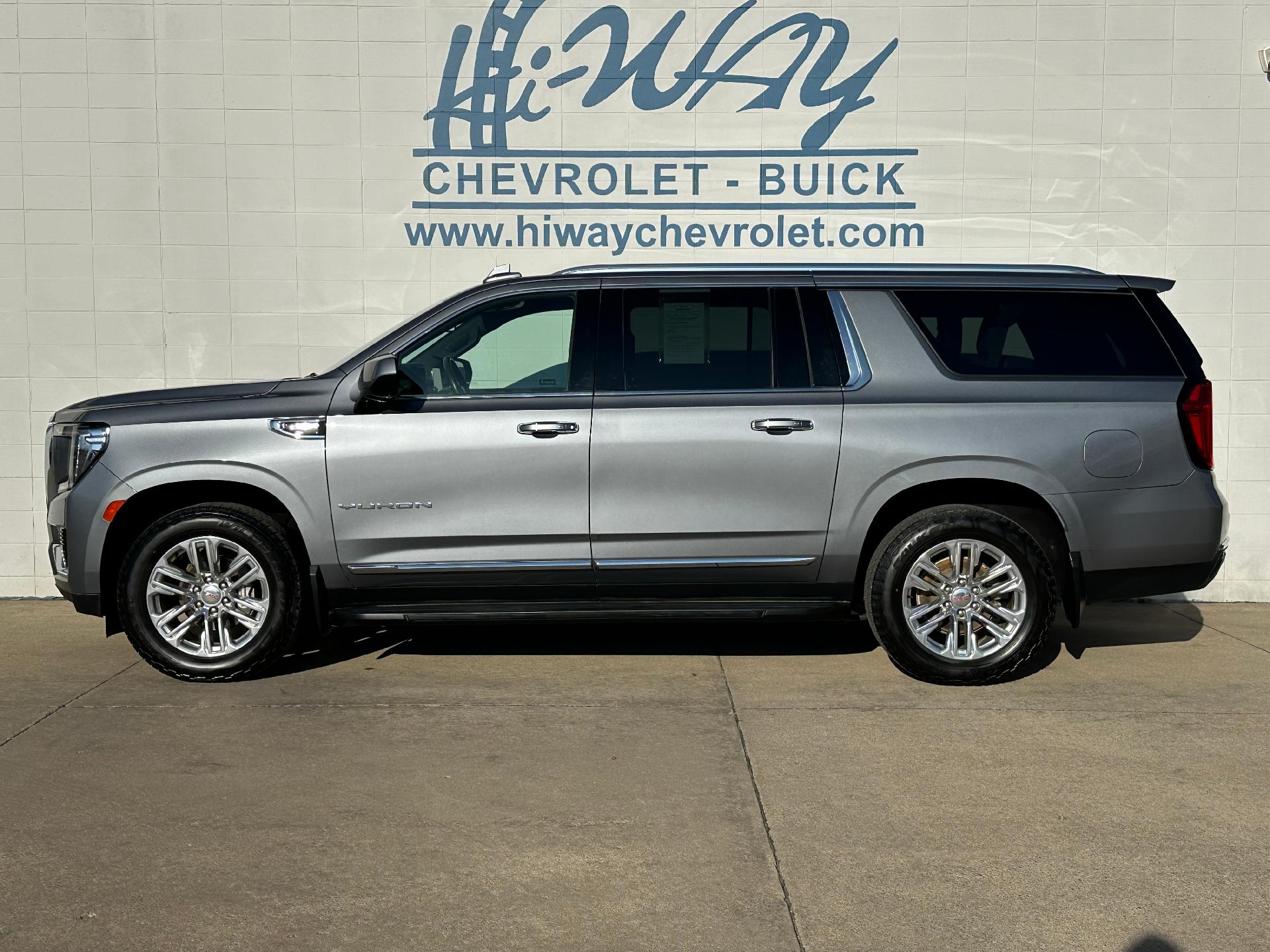 2022 GMC Yukon XL SLT 4WD