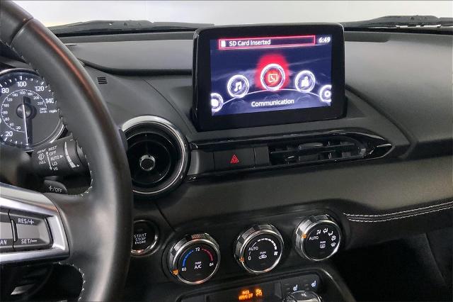 2021 Mazda MX-5 Miata Vehicle Photo in Lees Summit, MO 64086