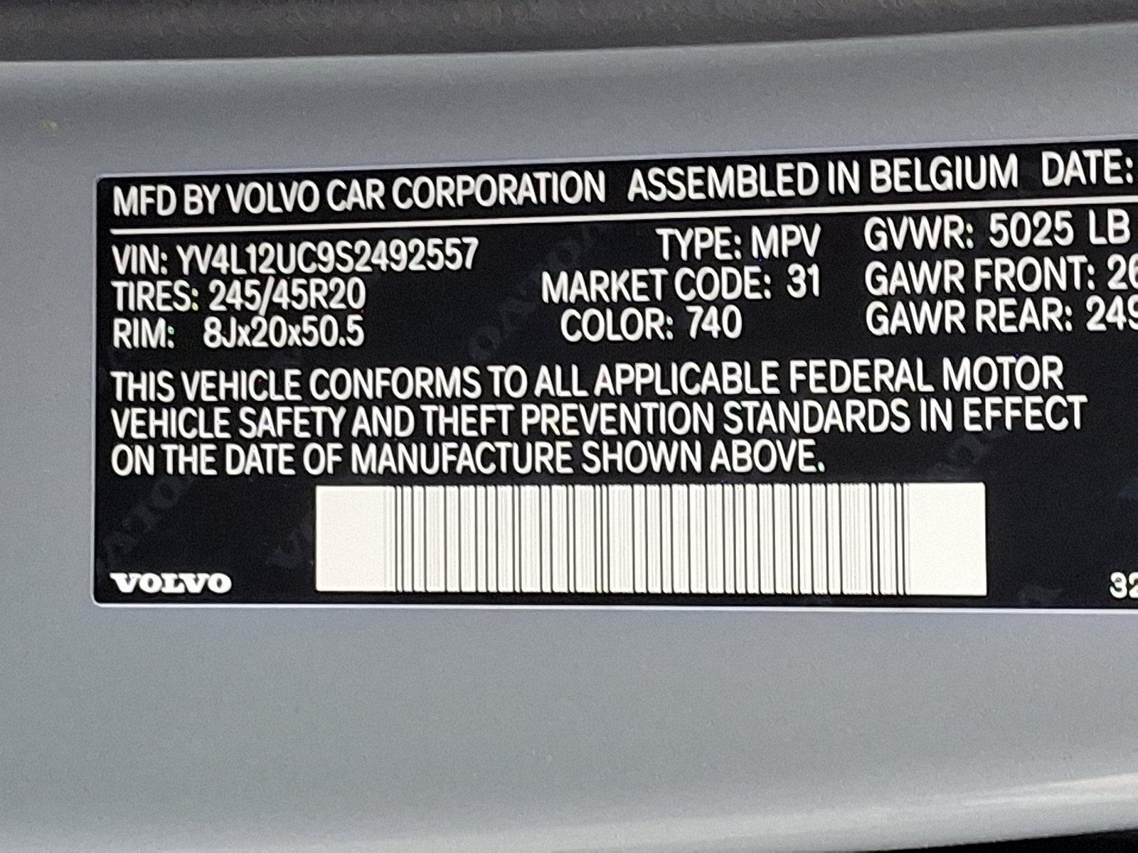 2025 Volvo XC40 Vehicle Photo in Trevose, PA 19053