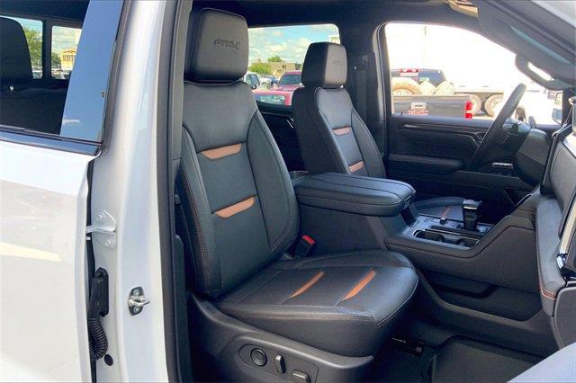 2023 GMC Sierra 1500 Vehicle Photo in TOPEKA, KS 66609-0000