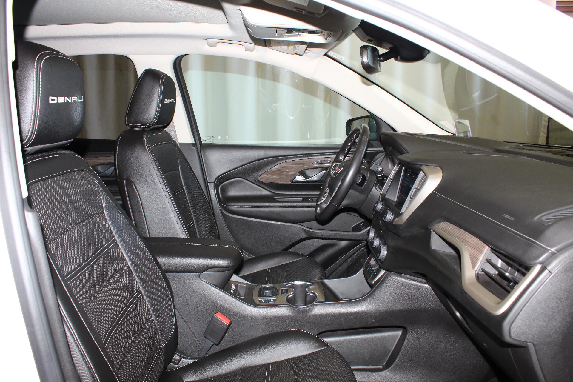 2022 GMC Terrain Vehicle Photo in NORTHAMPTON, MA 01060-1120