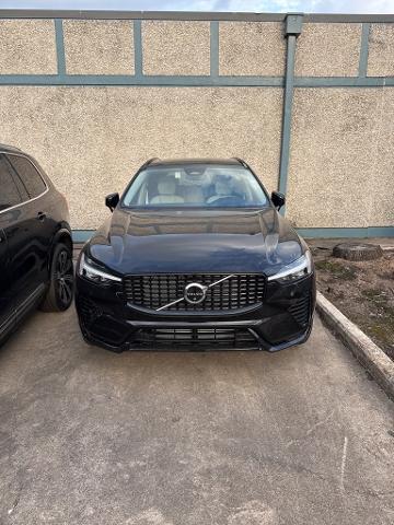 2025 Volvo XC60 Plug-In Hybrid Vehicle Photo in Houston, TX 77007