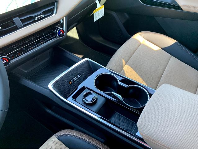 2025 Chevrolet Equinox Vehicle Photo in BEAUFORT, SC 29906-4218