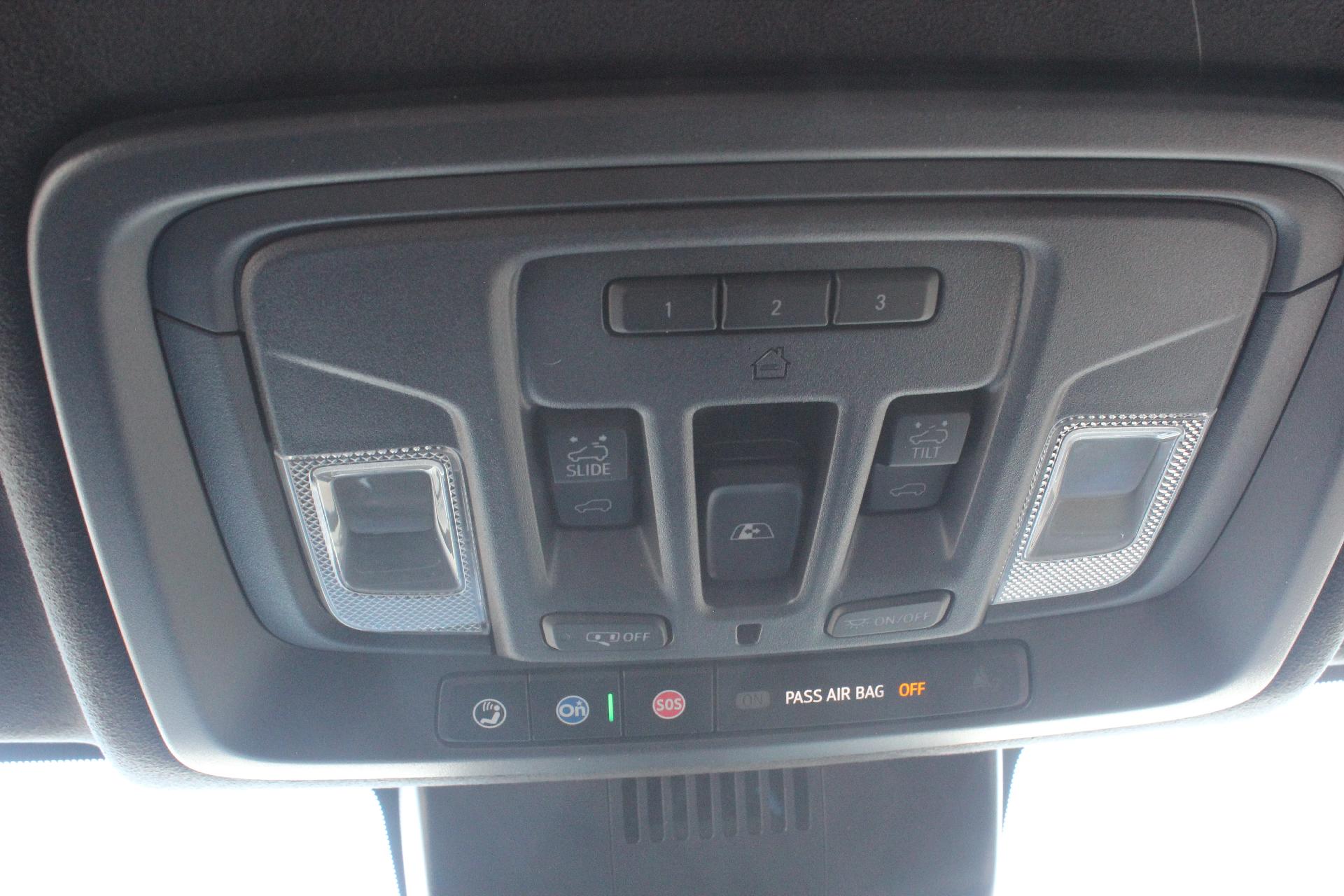 2025 GMC Sierra 1500 Vehicle Photo in AURORA, CO 80012-4011
