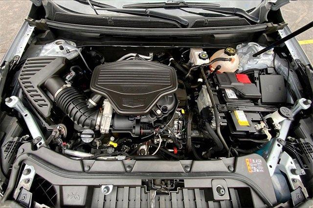 2022 Cadillac XT5 Vehicle Photo in TOPEKA, KS 66609-0000