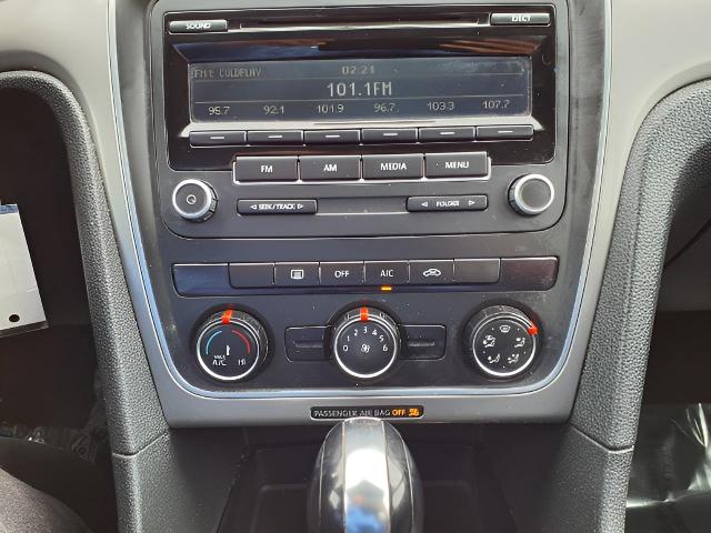 2013 Volkswagen Passat Vehicle Photo in Oshkosh, WI 54904